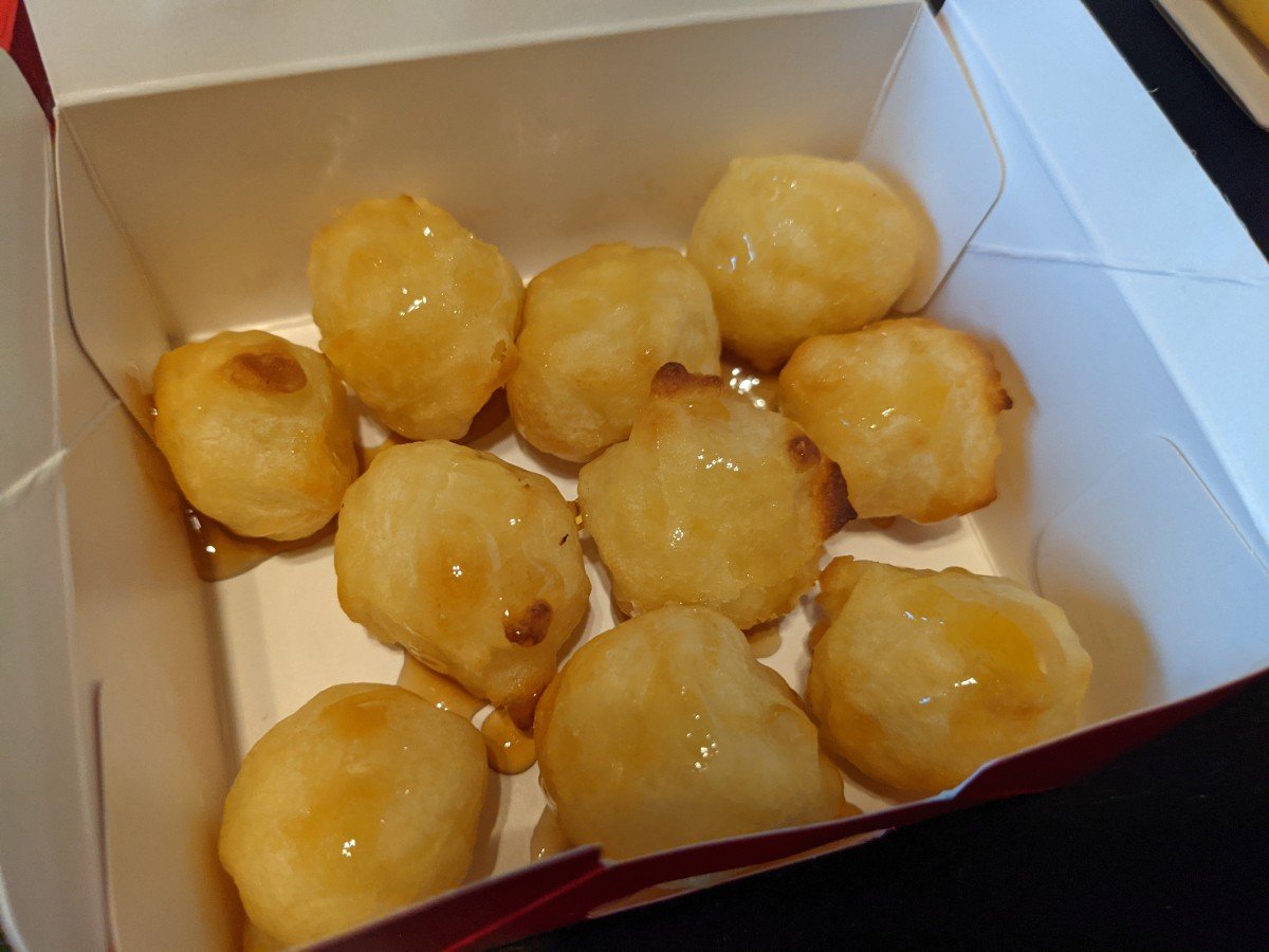 ピザハットのハニーチーズボール