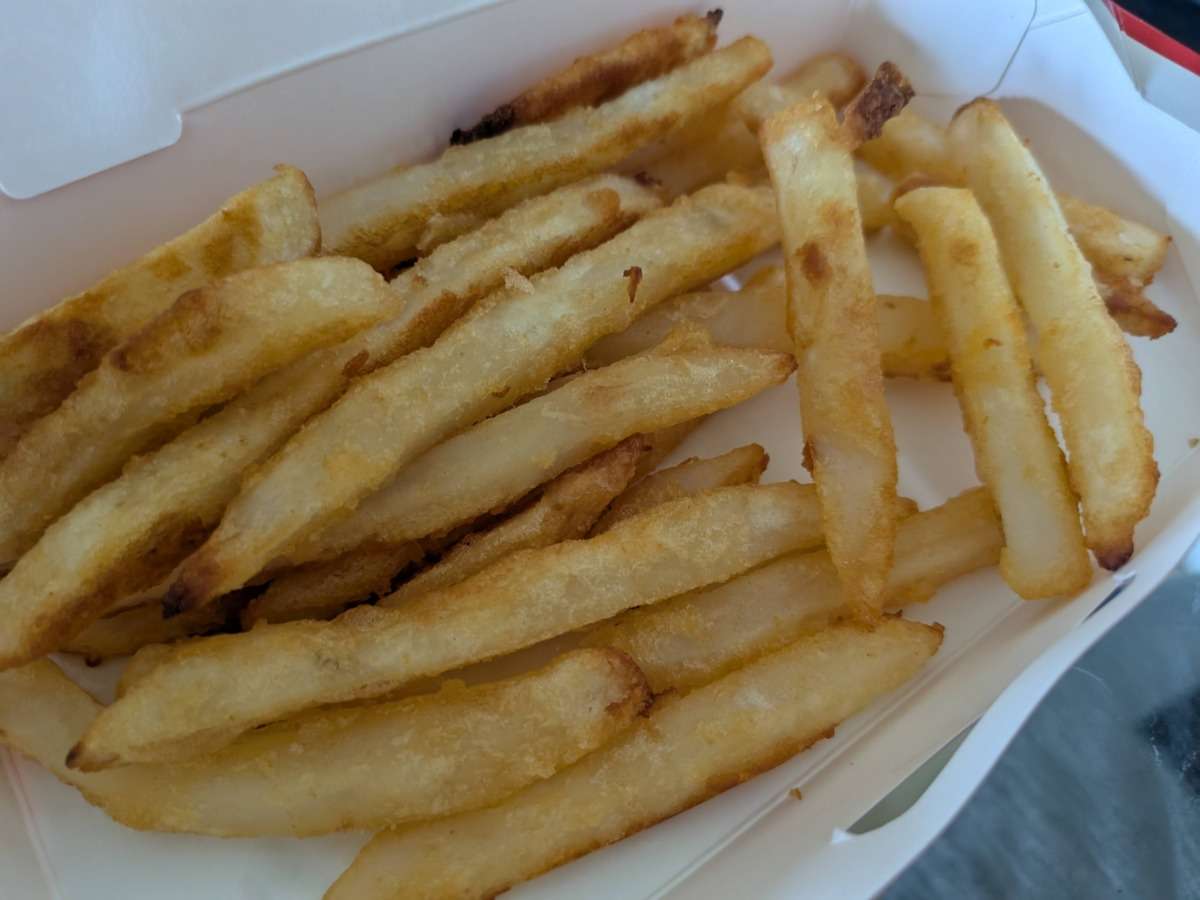 ハットフライポテトのMサイズ