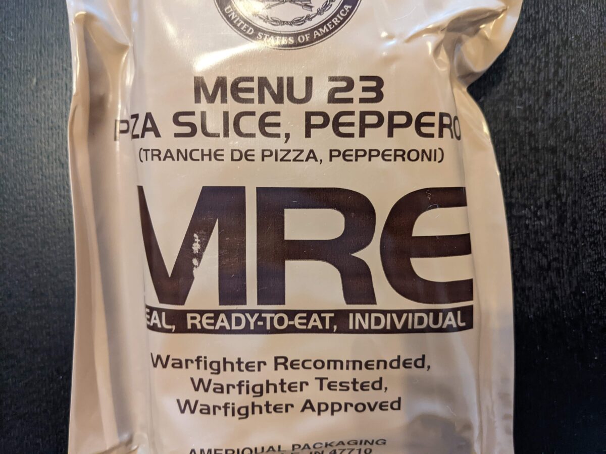 米軍MREのピザ