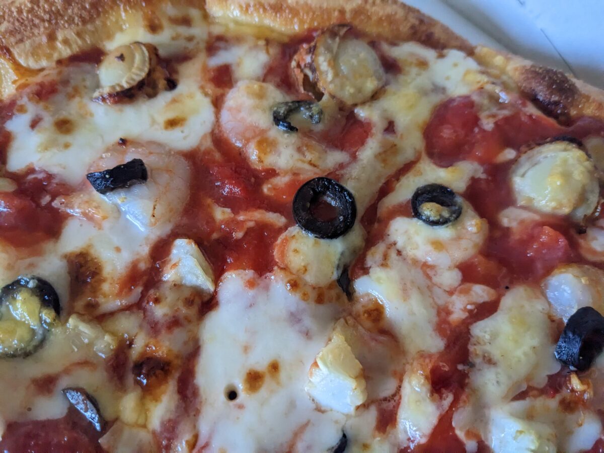 「海老と帆立のペスカトーレピザ」の味