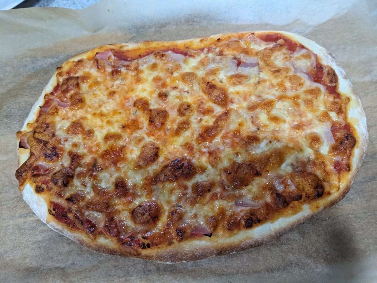 ピザ焼成完了