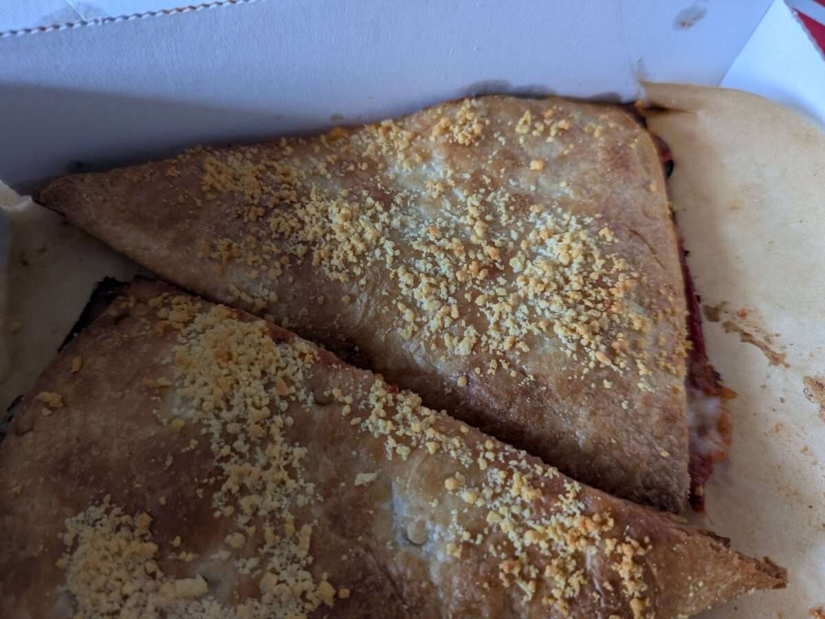 クリスピッツァバーガー2つ