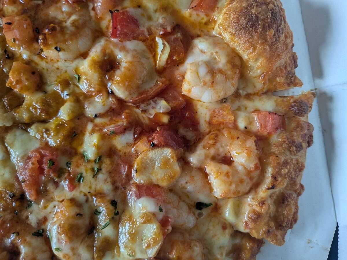 ピザーラレッドホットシュリンプのトッピング