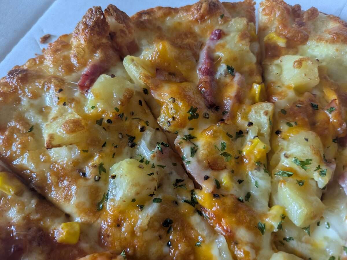 ピザーラ「芳醇チェダーチーズ＆ベーコンポテト」の味は？