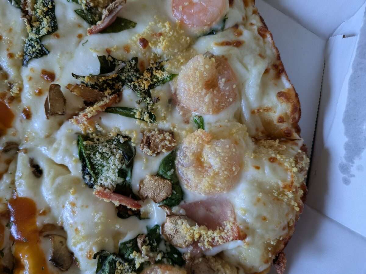 ぷりっと海老のチーズグラタンのトッピング