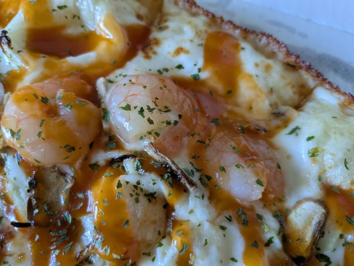 ぷりっと海老のビスクソース仕立ての海老とパセリ