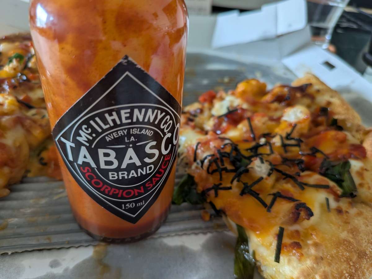 えびとチーズの石焼風ビビンバ４とスコーピオンソース